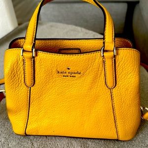 Kate Spade New York (excellent condition) moving sell.